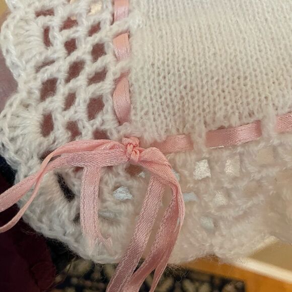 Nordstrom Made in Italy Handmade White and Pink Acrylic Baby Blanket 32x38 - Picture 14 of 16